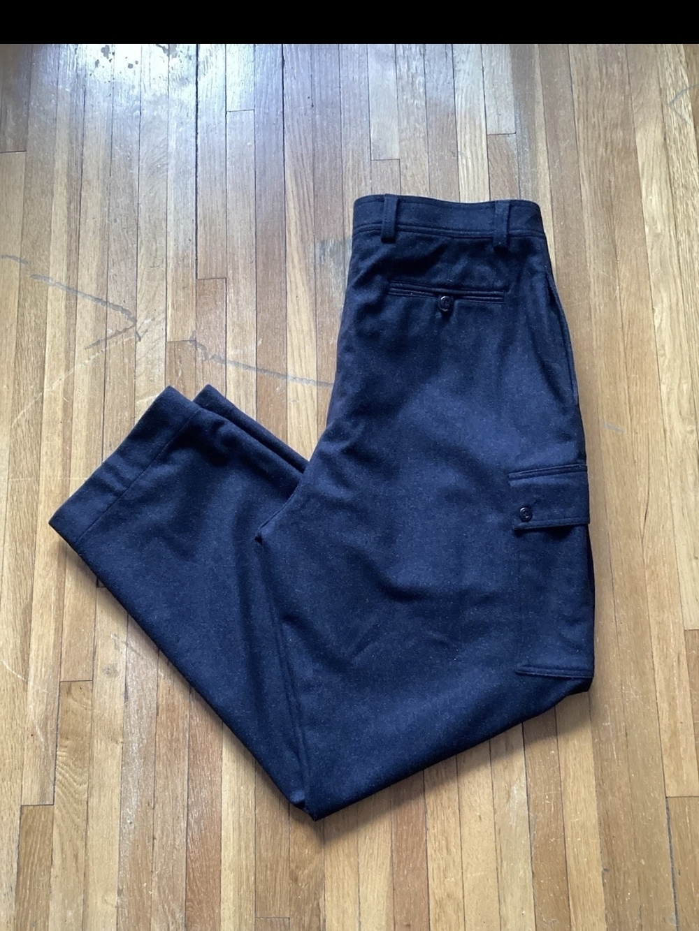 VICTORINOX Swiss Army Men's 40-32 Gray Flannel Flat Front Cargo Pants,100% Wool